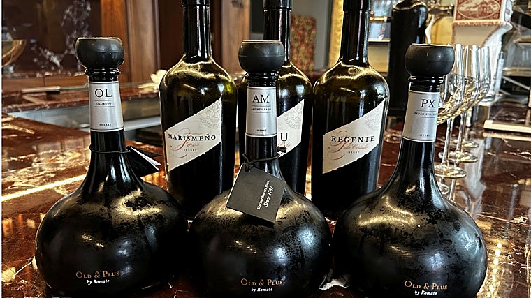 Maestro, nuevo rincón dedicado al vino en el Hotel Eme Catedral Mercer de Sevilla