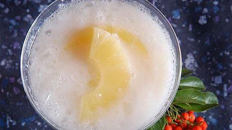 Los cócteles siguen de moda: seis recetas fáciles para las cenas navideñas y que no son carajillos