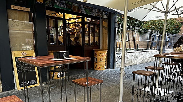 La Despensa del Porvenir, una abacería que no renuncia al cuchareo