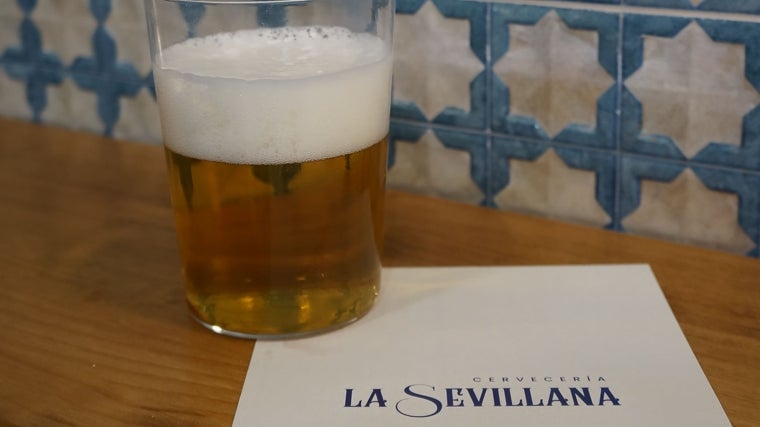 Su enfoque principal son las Cruzcampo bien tiradas
