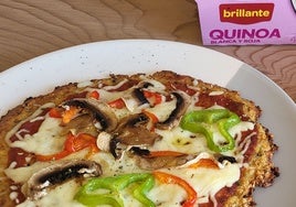 Pizza de coliflor con quinoa Brillante y tus ingredientes preferidos