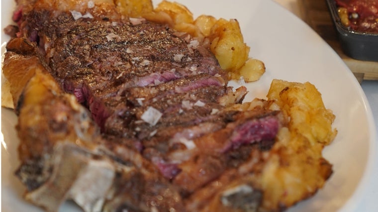 Restaurante Almansa en Sevilla: «Casi da la sensación de que estuviésemos en un asador vasco»
