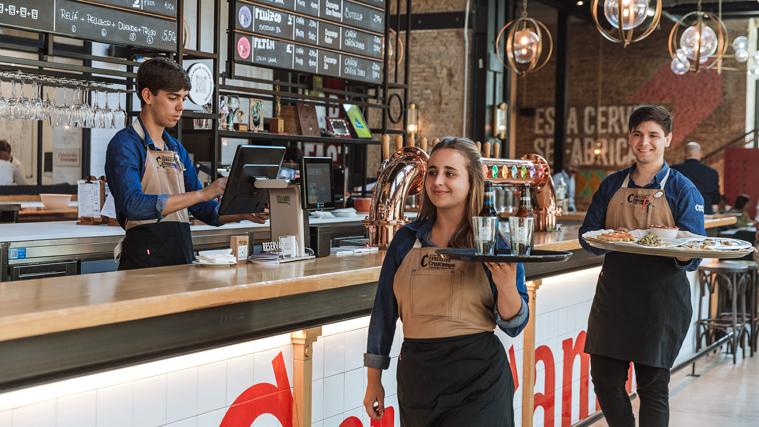 Fundación Cruzcampo amplía su oferta formativa en hostelería para jóvenes y colectivos vulnerable