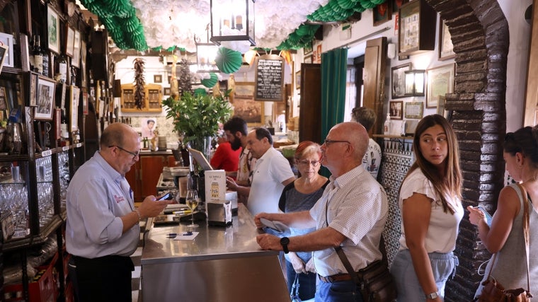 Dónde comer en Semana Santa en Córdoba: el listado definitivo para disfrutar de las cofradías