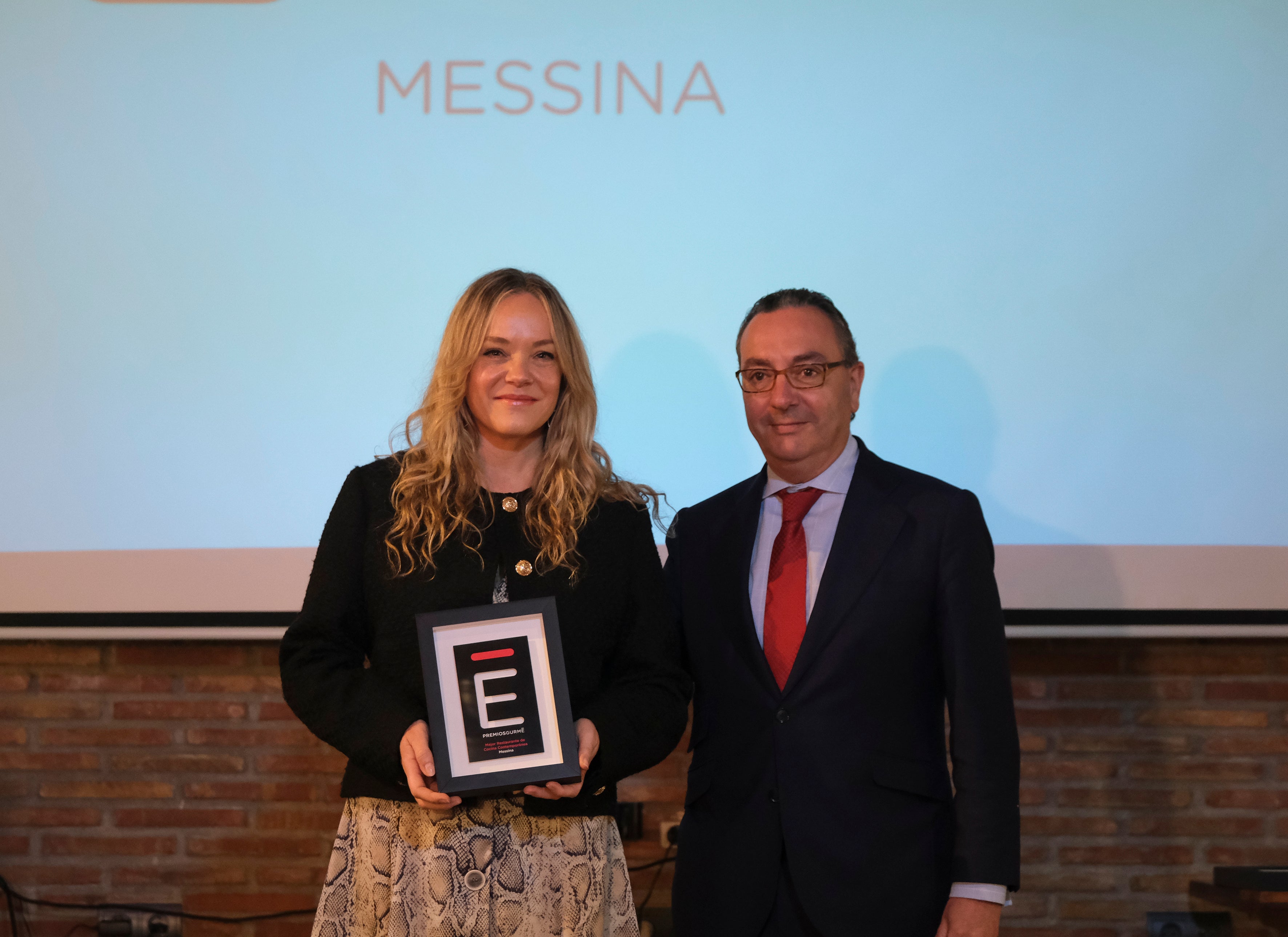 Pía Ninci, de Messina, junto a Luis Galán, de Grupo Viñafiel