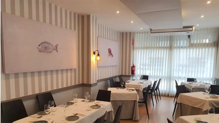 Sala de Ivantxu Espacio Bistronómico en Sevilla