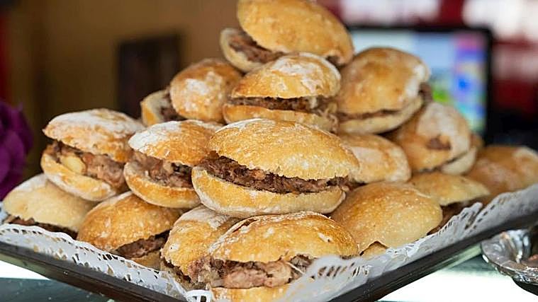 Ni tortilla ni marisco: estos son los platos de la Feria de Sevilla que puedo hacer en casa para la noche del &#039;Pescaíto&#039;