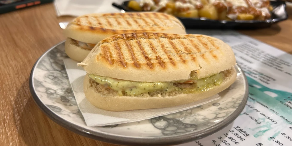Dónde comer montaditos en Sevilla: los mejores bares sevillanos