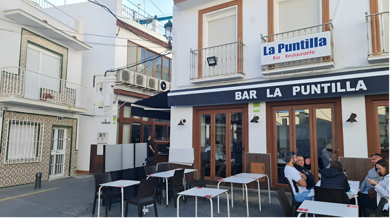 Terraza de La Puntilla en Nerja