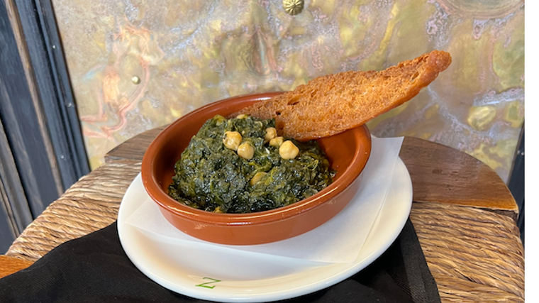 Espinacas con garbanzos de taberna Zurbarán