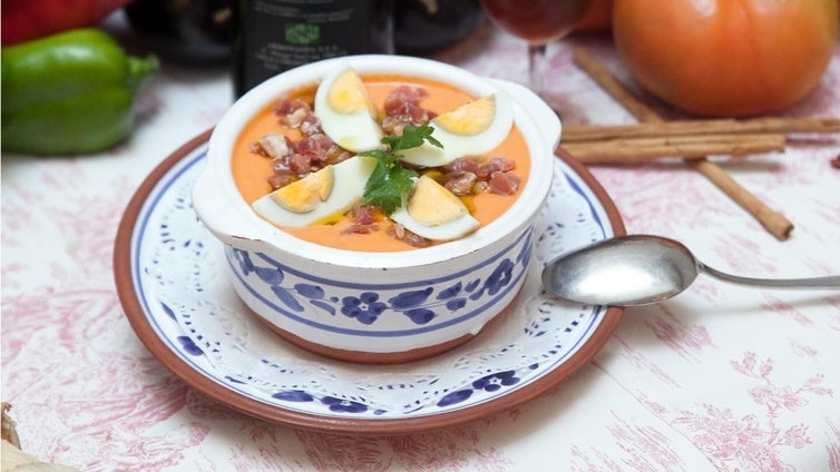 Dónde cenar barato (y bien) por el casco histórico de Córdoba: bares de tapas recomendados