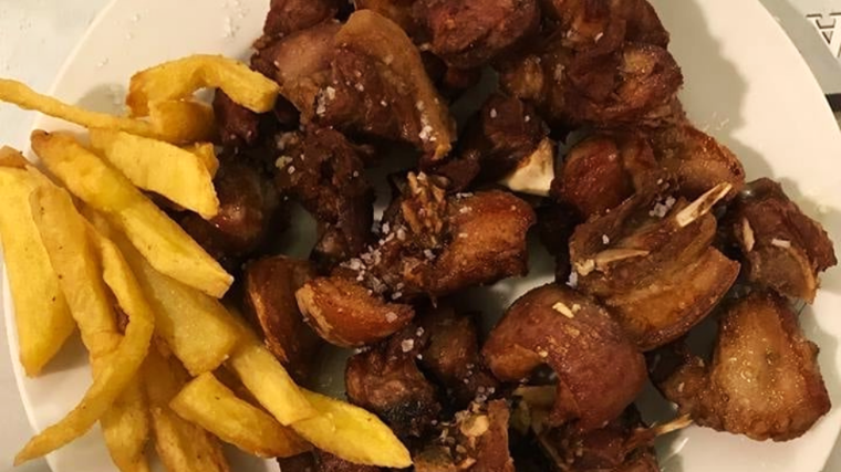 Lechón frito en Taberna Rincón de las Beatillas