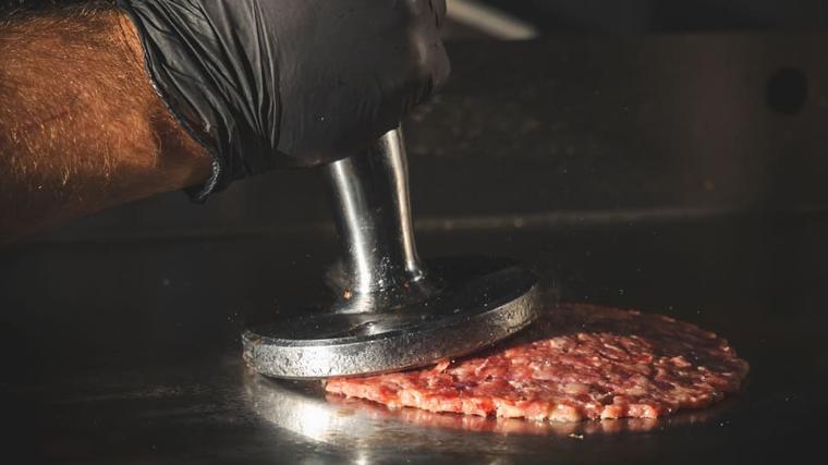 Proceso de elaboración de una Smash Burguer