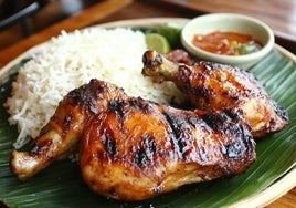 Así se prepara este arroz con muslos de pollo