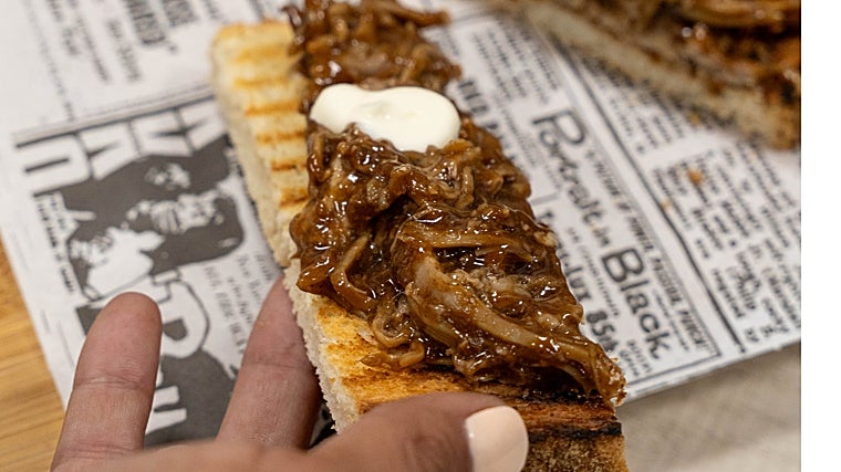 Pan de costilla BBQ de La Ratona Tapas en Sevilla Este