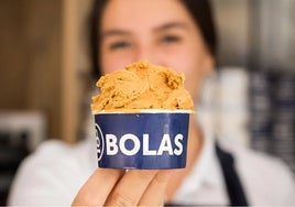 La heladería artesanal de Sevilla con los sabores más extraños: de tinto de verano al famoso 'domicao'