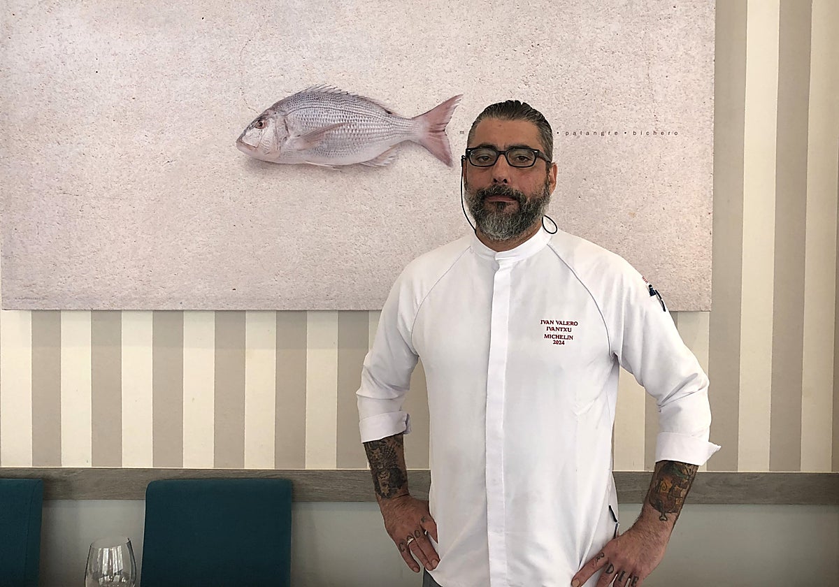 Iván Valero, más conocido como Ivantxu, en su restaurante de Los Remedios