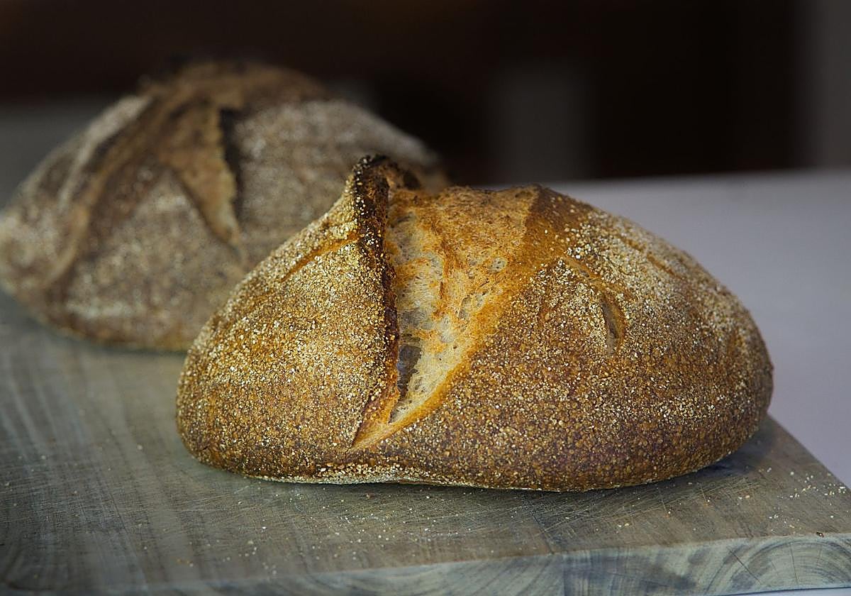 Un panadero de pueblo me enseñó cómo conservar el pan crujiente durante días en verano