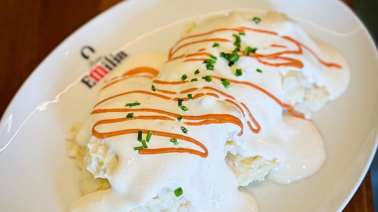 Ensaladilla de langostinos y manzanilla y de Doña Emilia