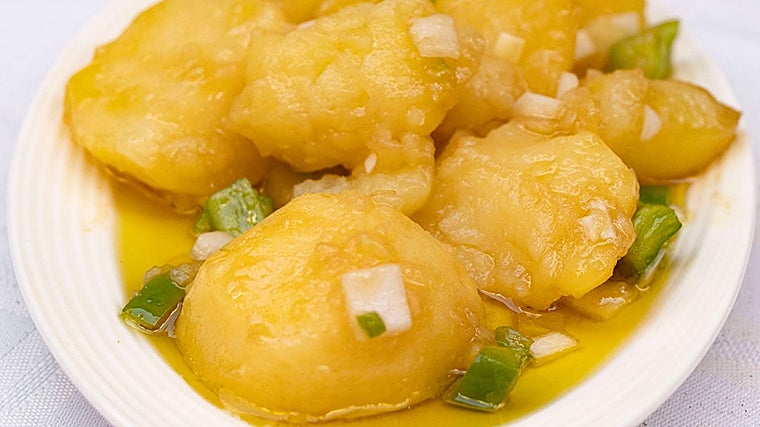 Papas aliñás de Bodeguita Romero