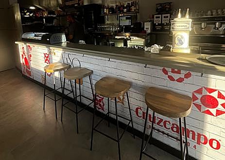 Imagen secundaria 1 - Interior del bar Vaso Fino