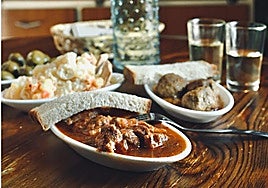 El patio by El Puma: un bar dentro de un bar en la calle Relator