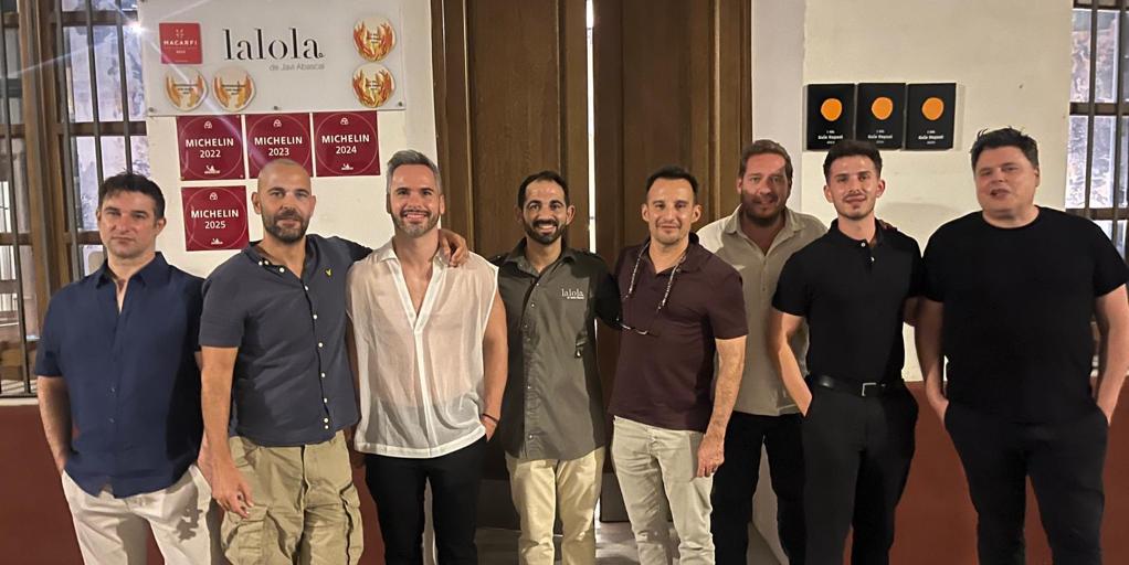 El restaurante de Sevilla que ha conquistado a Alejandro Amenábar y a su equipo de 'El Cautivo'