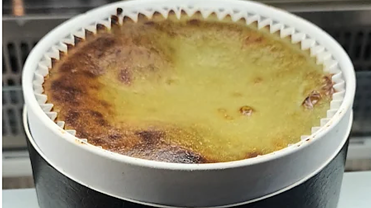 Tarta de queso de pistacho