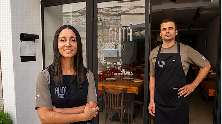 Tatiana Carvajal y Álvaro Salido están al mando de Alita