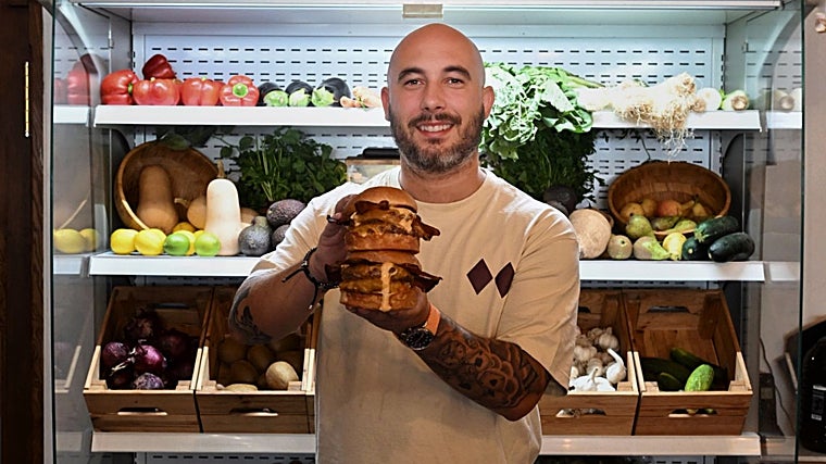 Mano a mano entre Mari Ángelez Muñoz (La Tizná) y Juan Higueras (Burger Food Porn): «Sevilla es mucho más de carne, aunque ahora hay un boom de lo verde»