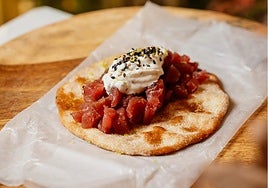 Mamaína, la 'tapería urbana' de Dos Hermanas que conquista con su cocina desenfadada