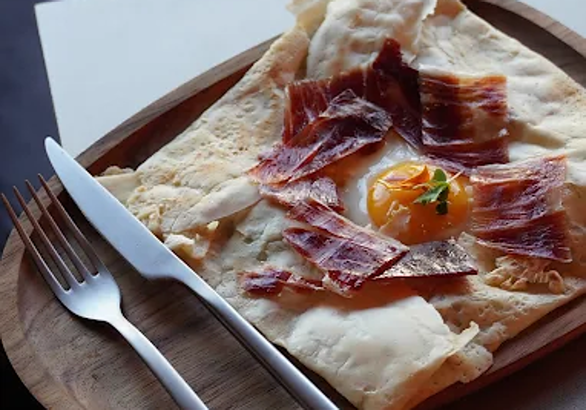 Uno de los desayunos que pueden disfrutarse en La Chulapa en Camas
