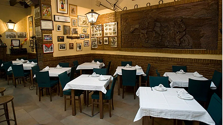 Er caserío se encuentra en la calle Acetres de Sevilla