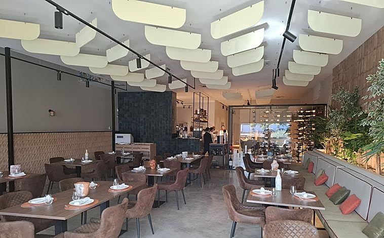 Imagen principal - Algunas zonas del interior de Cal Viva