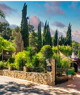 Imagen secundaria 2 - Imágenes de Cascada Marbella