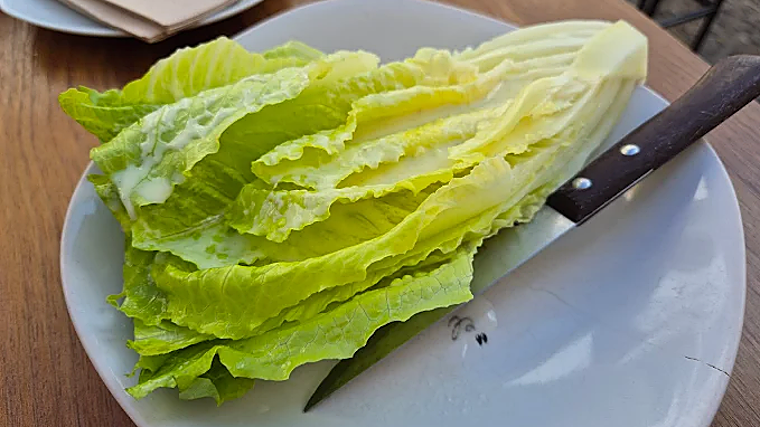 Tapa de «lechuguita» que da nombre a este bar de Ronda