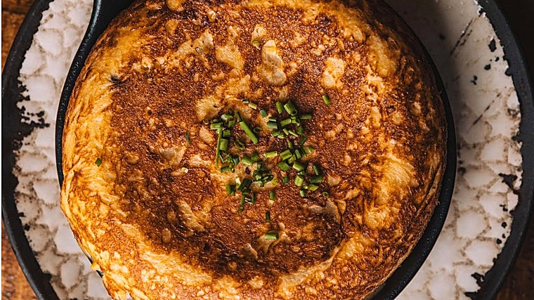Tortilla de patatas de Avareo, en Tomares