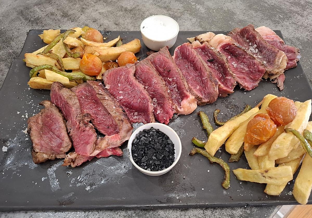 La carta del restaurante El Caña, en Los Remedios, sigue la línea mediterránea de Viejo Tito pero con novedades