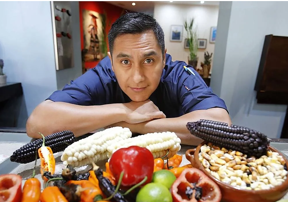 El chef peruano Daniel Cárdenas al frente de Raíces y Lima Street Food