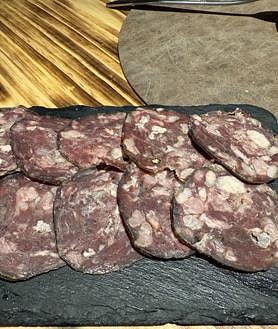 Segunda imagem 2 – Fabada com feijão da fazenda, grão de bico com camarão e linguiça bovina.