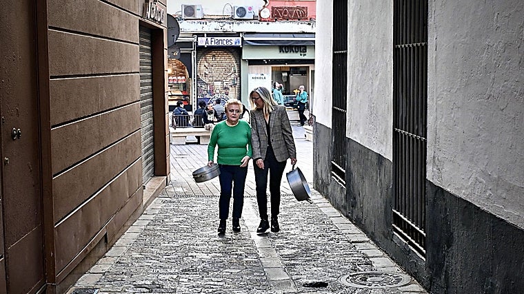 Chari Pérez e Isabel Capote: «Hay que animar a las mujeres a llevar las riendas de las cocinas»