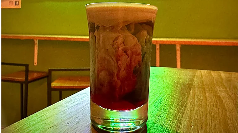 The place offers cocktails and Brazilian drinks