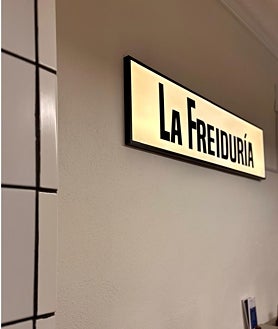 Secondary image 2 - Some images of the interior of La Mar de Fritos