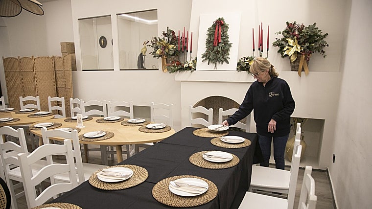 Interior do bar Recreo decorado para o Natal