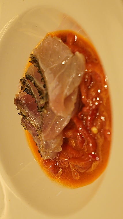 Robalo marinado e pimenta Glória