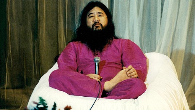 Asahara, durante una de sus charlas