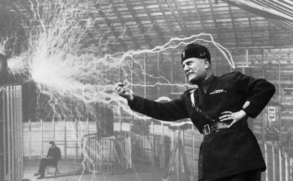 Mussolini, en un montaje con una ilustración de los experimentos con el 'rayo de la muerte'