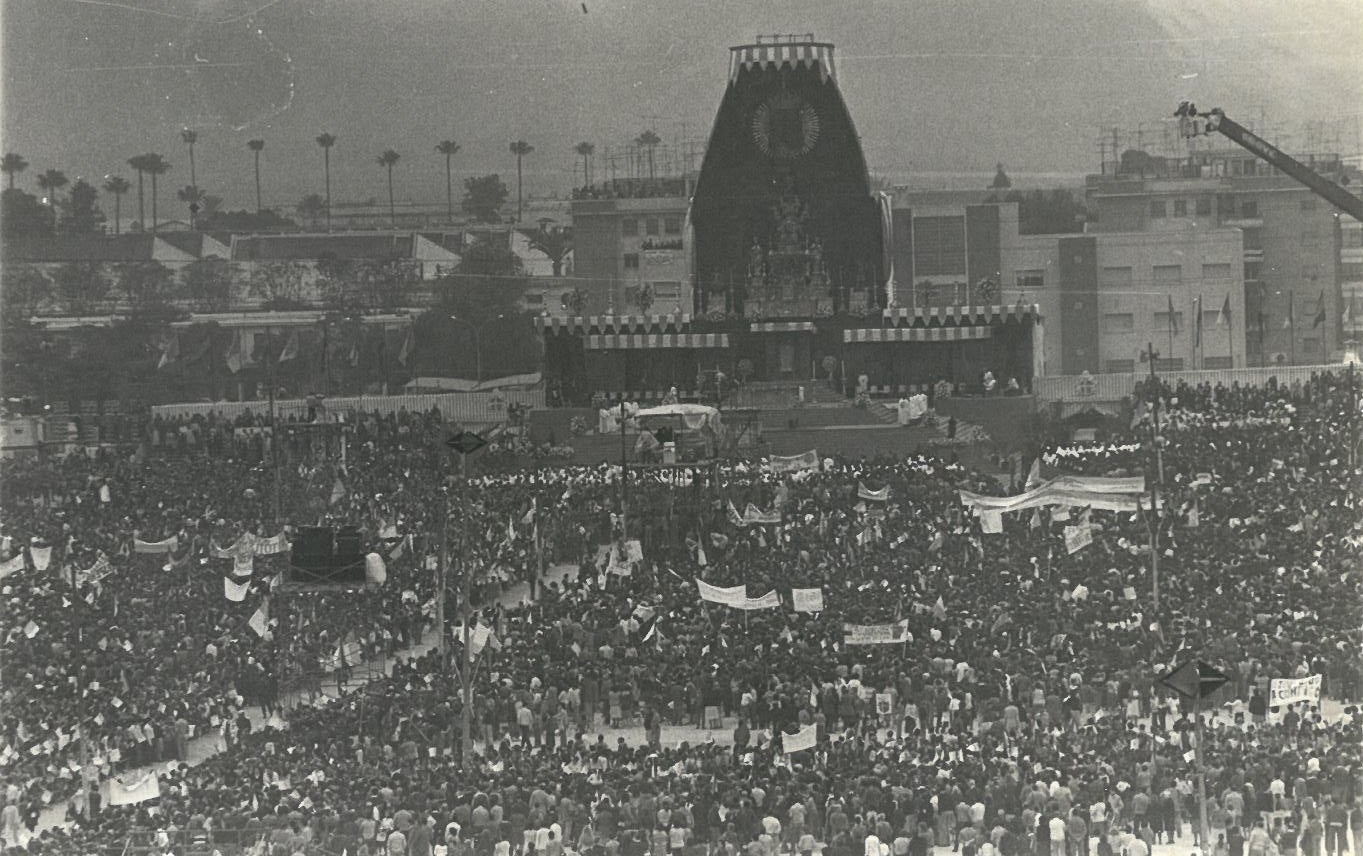 Dieciocho obispos y una treintena de sacerdotes cocelebraron la eucaristía por la beatificación de Sor Ángela en Sevilla.
