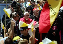 Las cuatro armas de Benedicto XVI para acabar con la Leyenda Negra y «el diablo que quiere destruir España»