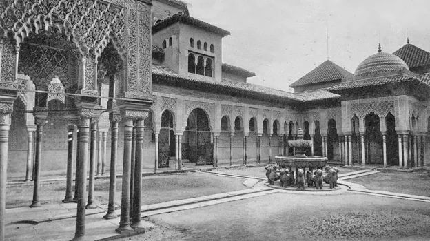 Patio de los Leones de la Alhambra, en 1896